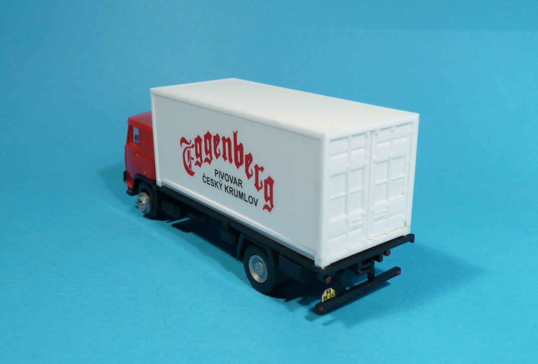 LIAZ skříň pivovar EGGENBERG - 1:87      