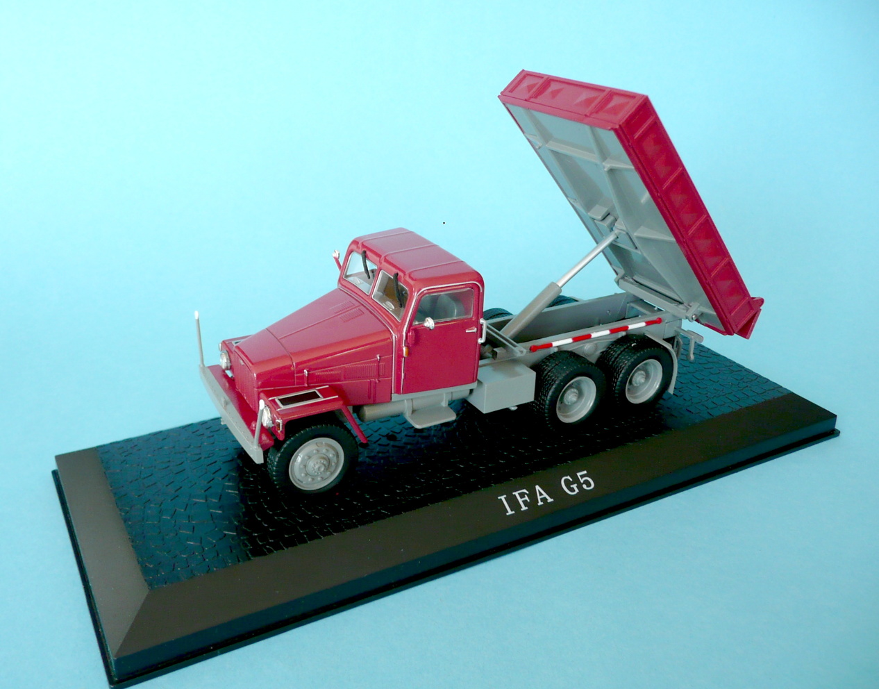 1:43 - IFA G5