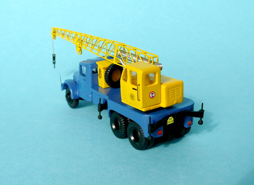 TATRA 111 jeřáb HSC-5 dlouhé rameno - 1:87
