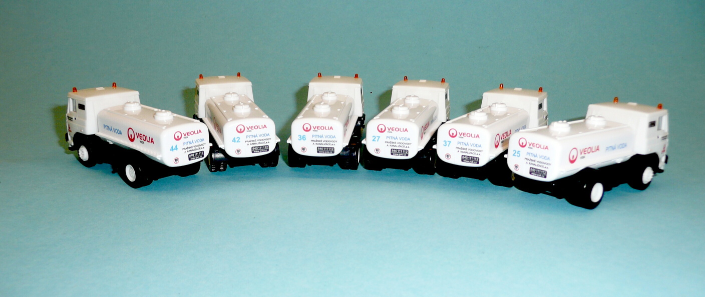 LIAZ - VEOLIA cisterna  - Pitná voda 1:87