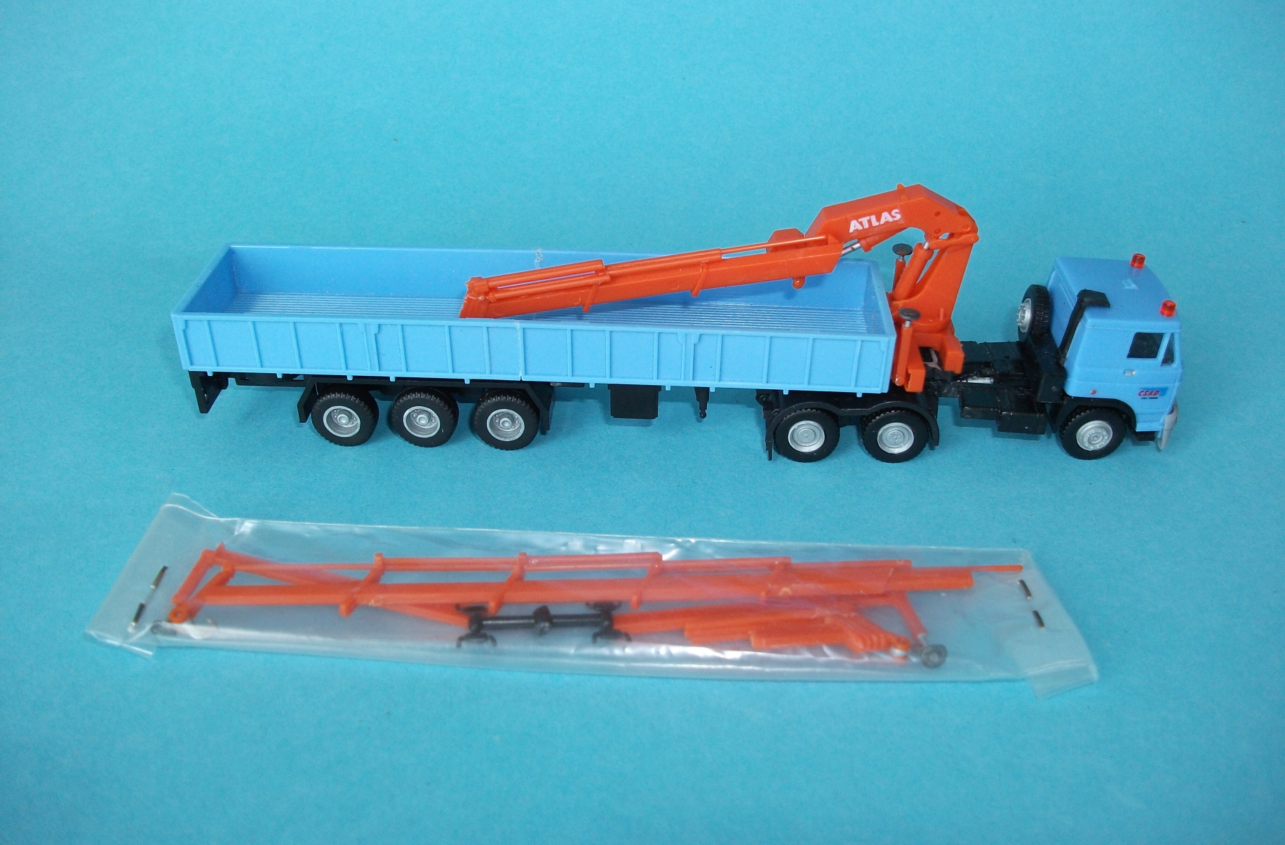 1:87 - LIAZ/ŠKODA 29.33 TD + návěs s HR Atlas
