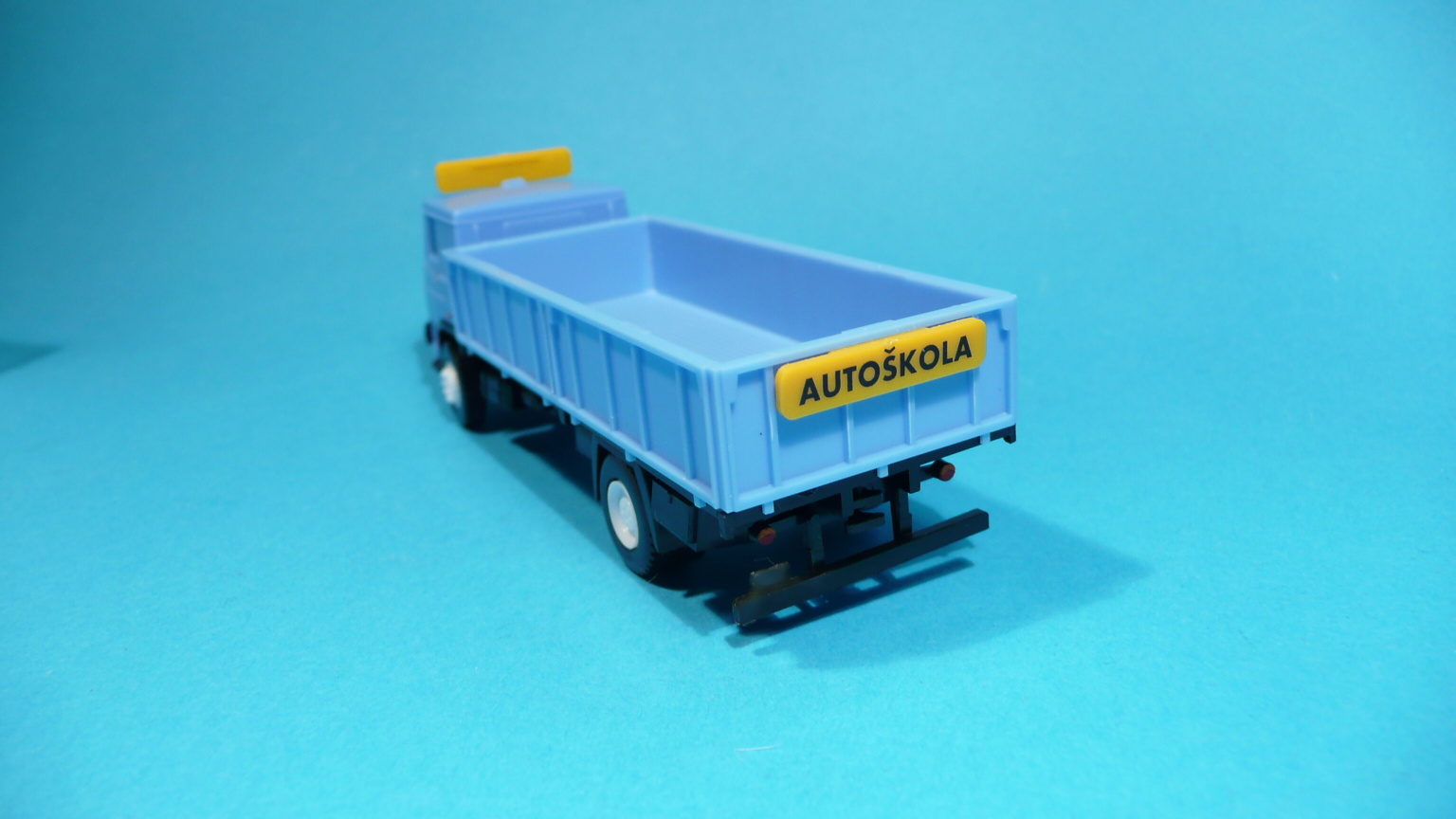 LIAZ valník  - AUTOŠKOLA