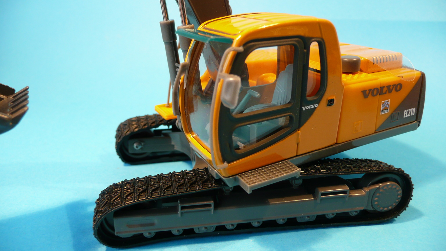 VOLVO EC210 - 1:50
