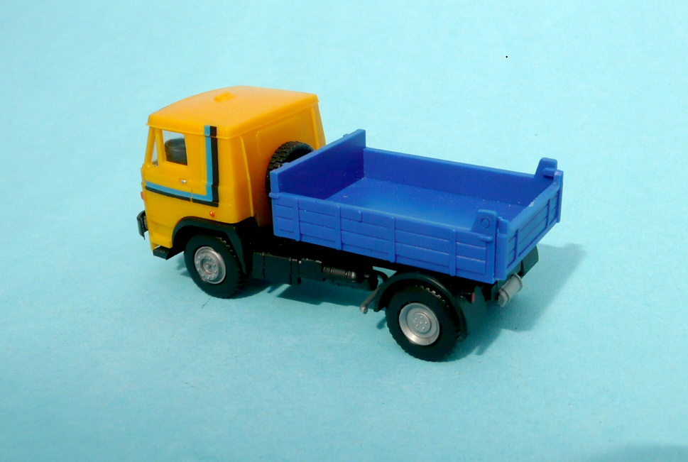 1:87 - LIAZ  - sklápěč krátký S1