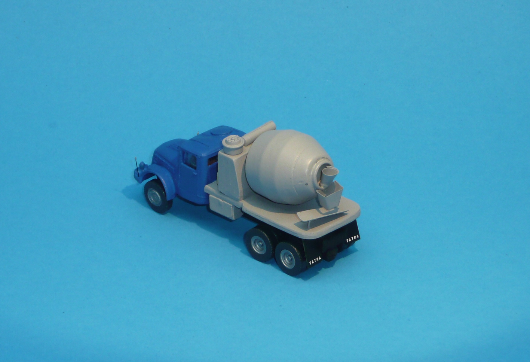 TATRA 111 domíchávač betonu - 1:87
