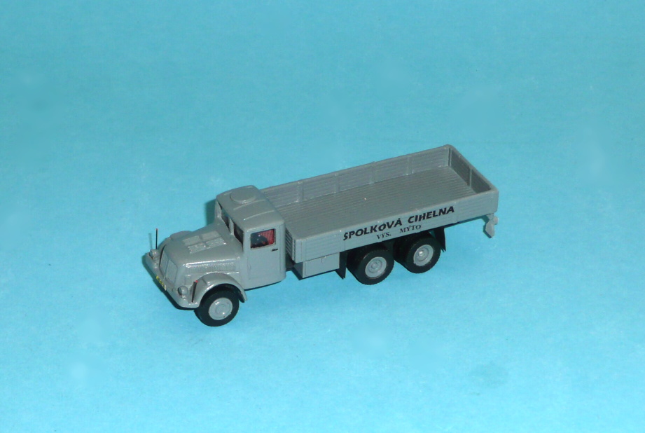 TATRA 111 valník - Spolková cihelna Vysoké Mýto II. - 1:87