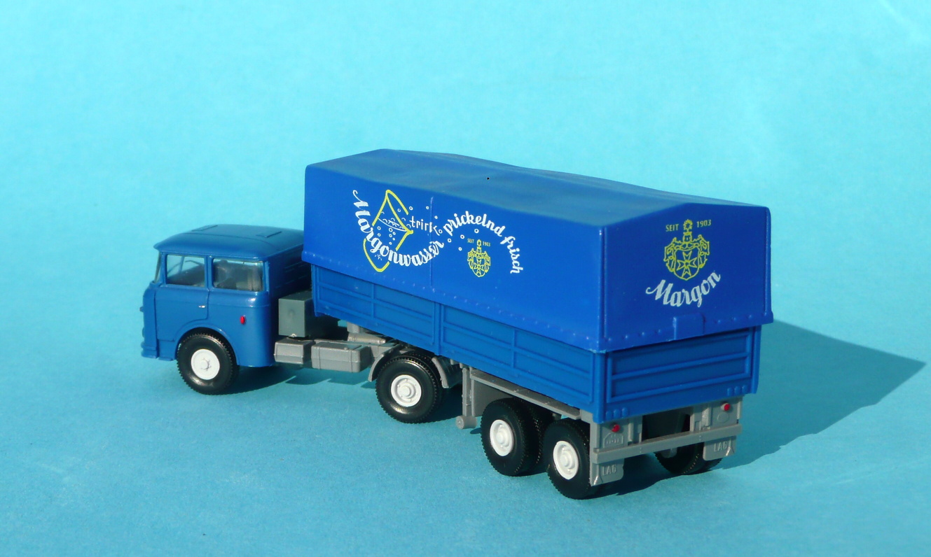 * Škoda 706 - tahač s návěsem - valník s plachtou  - MARGONWASSER1:87    