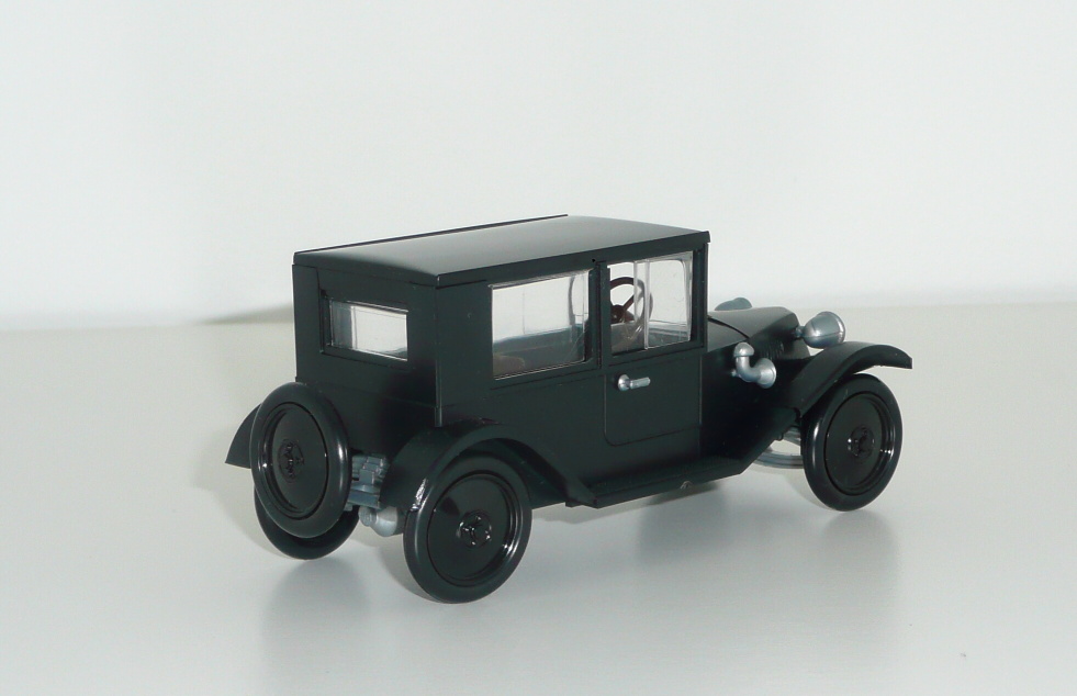 TATRA 11 Limousine - 1:36