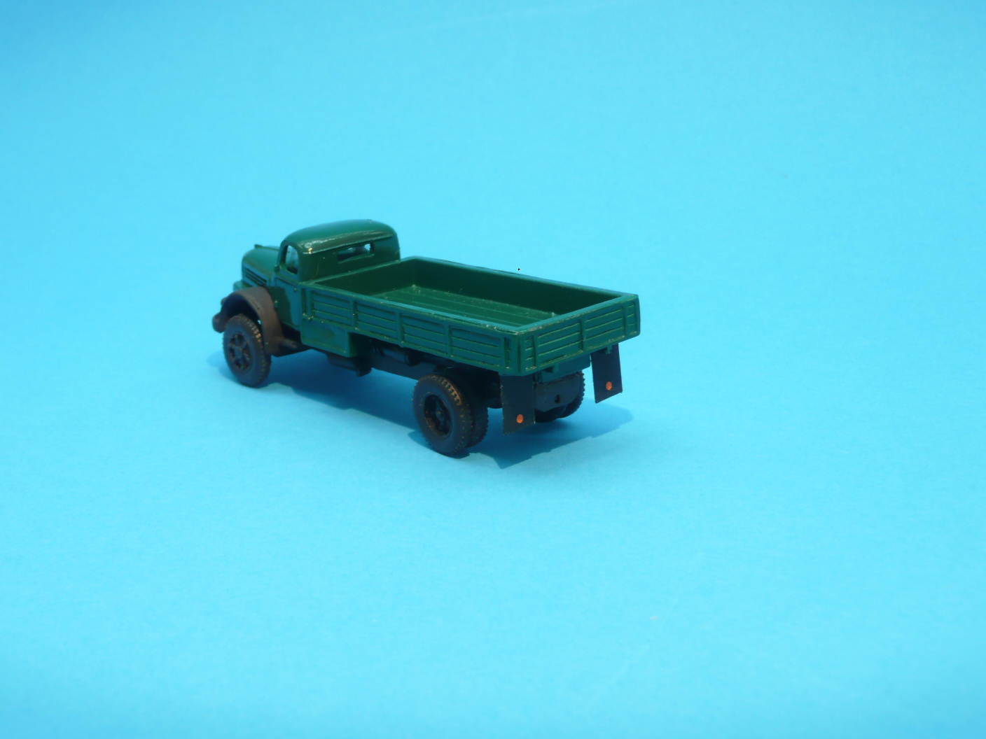 Škoda 706 R - valník - 1:87  - zelený   