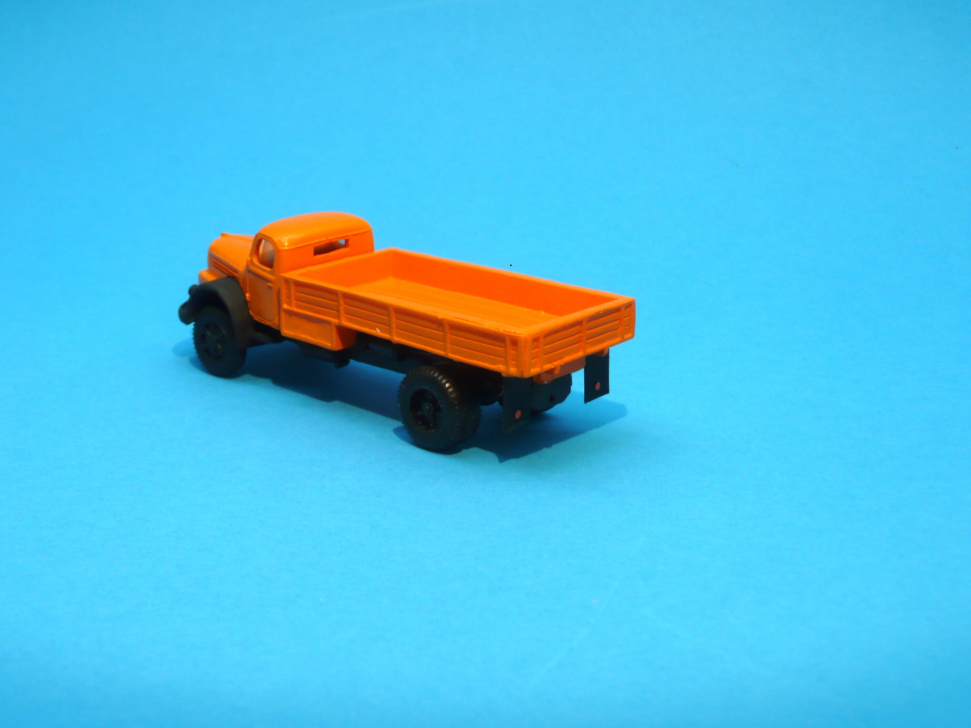Škoda 706 R - valník - 1:87  - oranžový