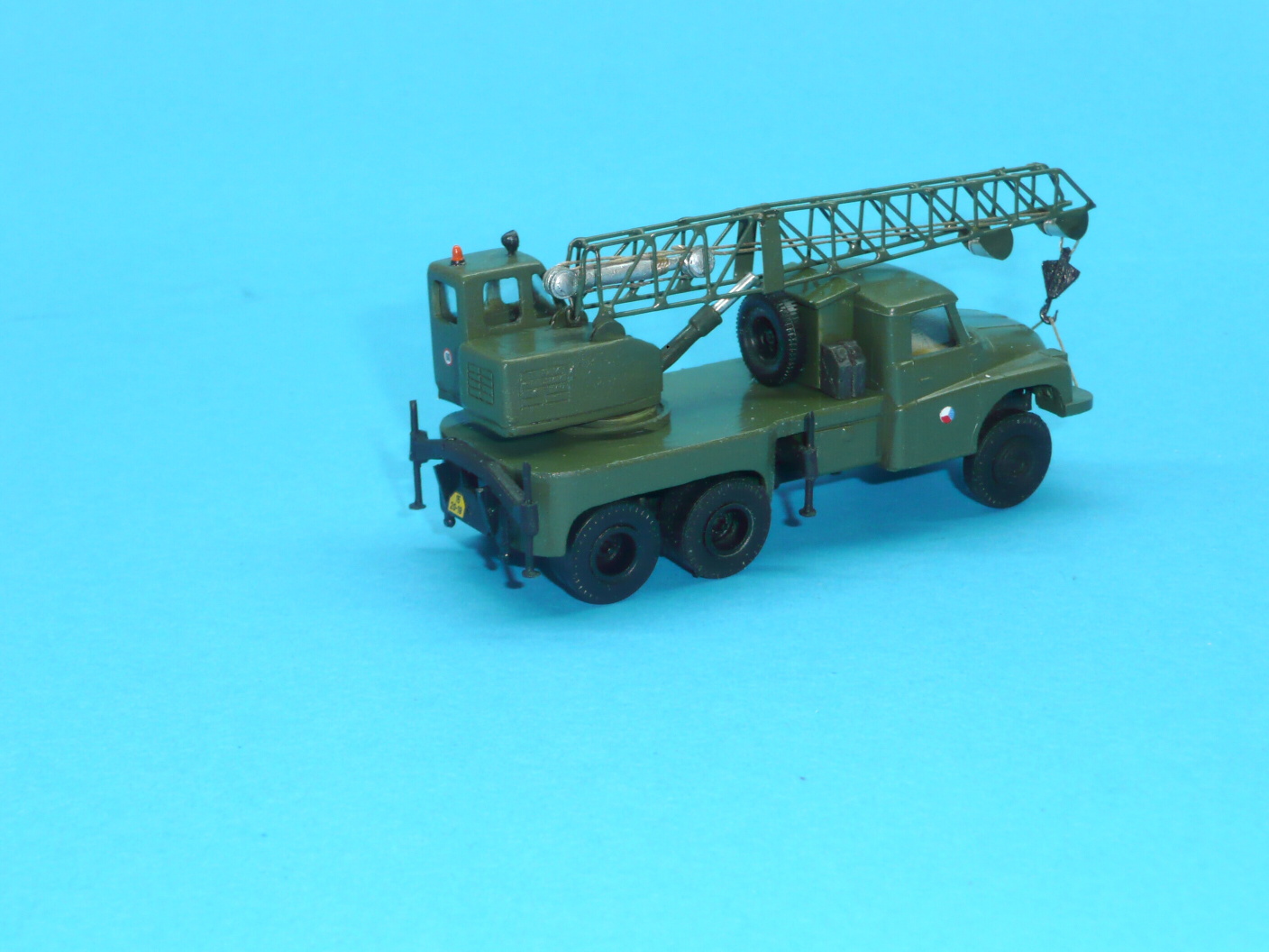 TATRA 138 jeřáb HSC-5 krátké rameno ČSLA - 1:87