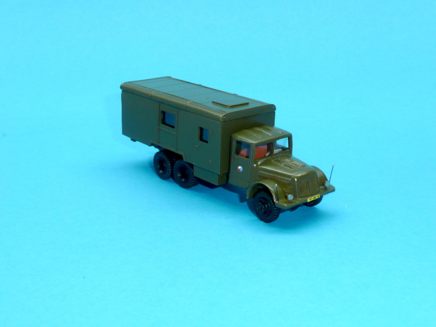 TATRA 111 s obytnou nástavbou ČSLA - 1:87