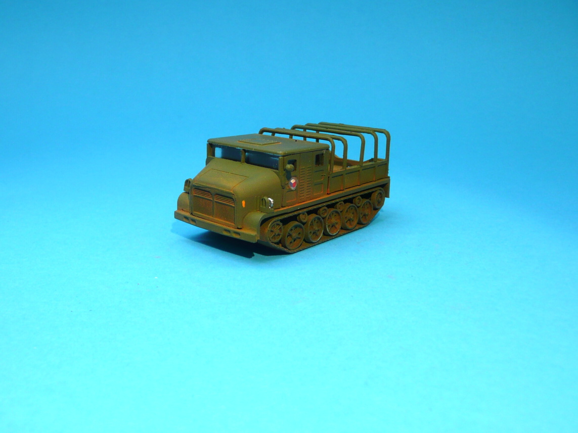 D350 Mazur - dělostřelecký tahač - 1:87