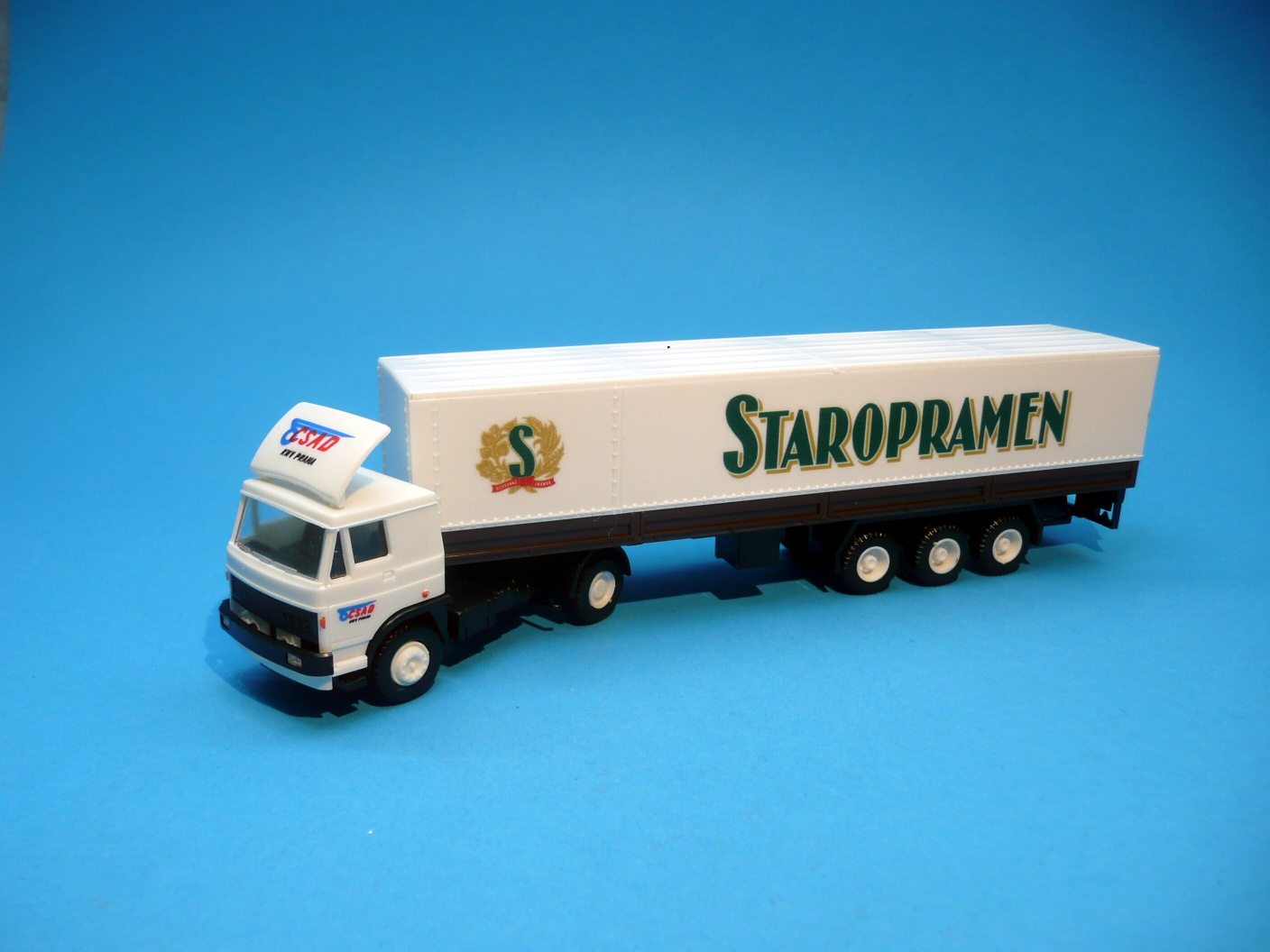 LIAZ návěs s plachtou - Staropramen - 1:87      