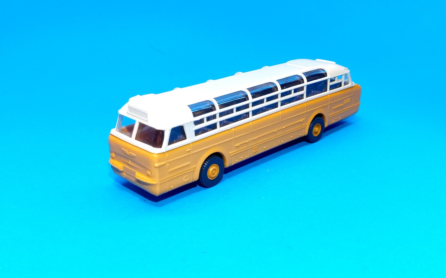 autobus IKARUS 55 - 1:87