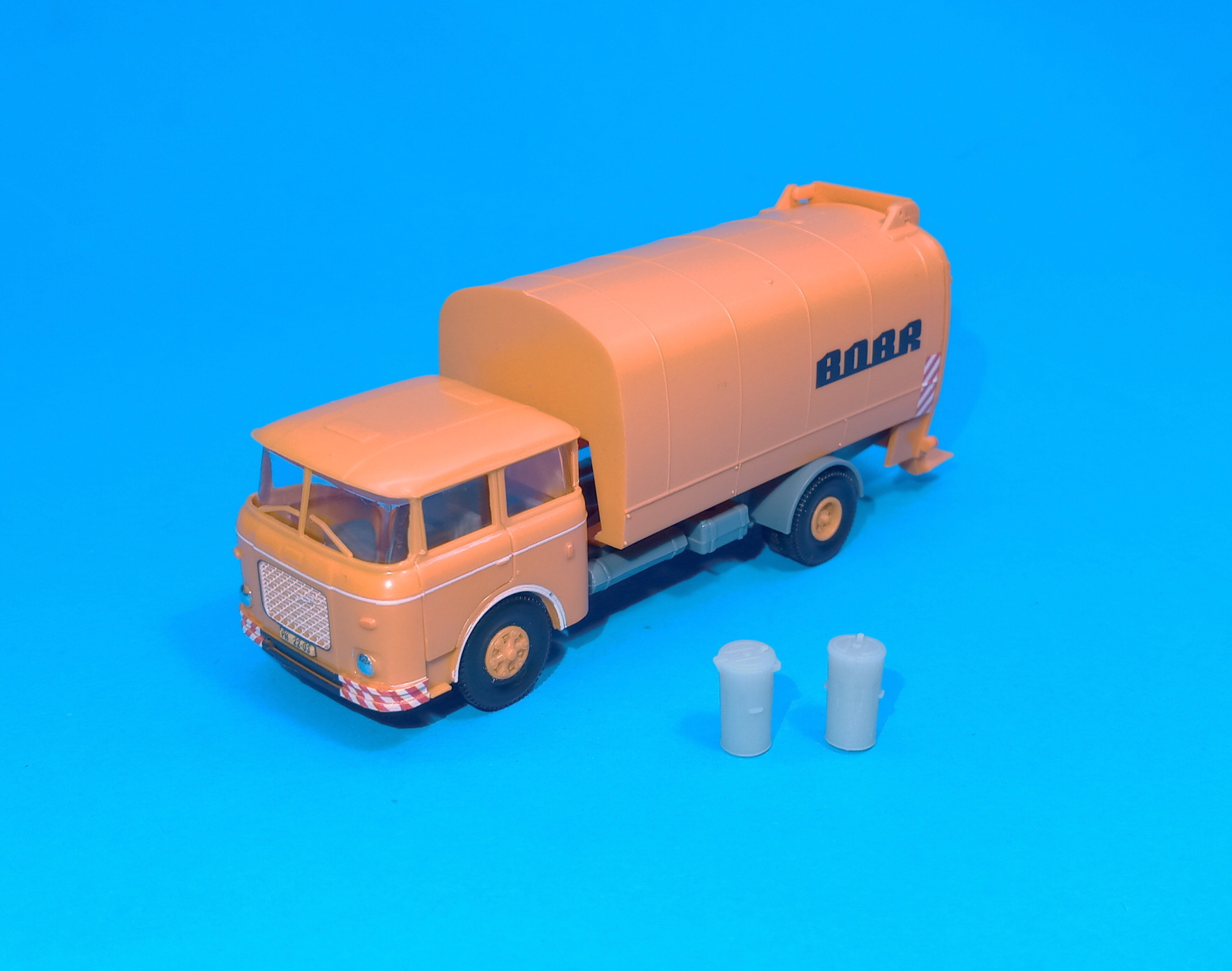 1:87 - Škoda 706 - popeláři - BOBR 