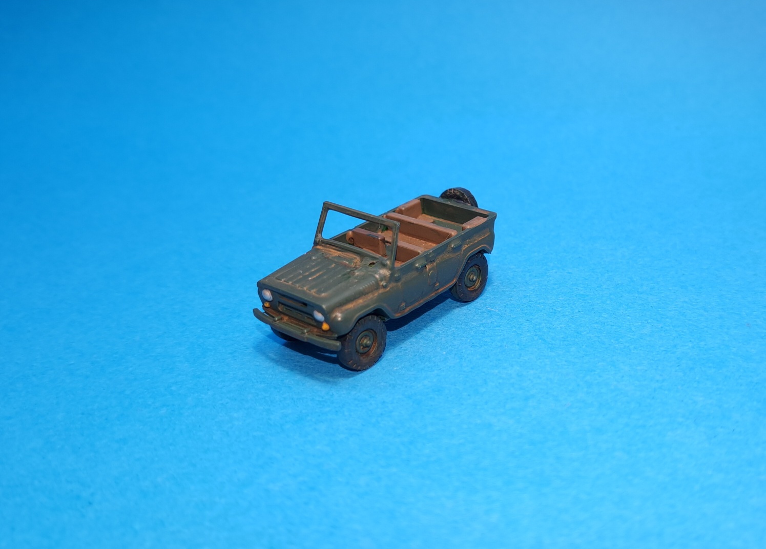 UAZ 469B bez plachty - 1:87      