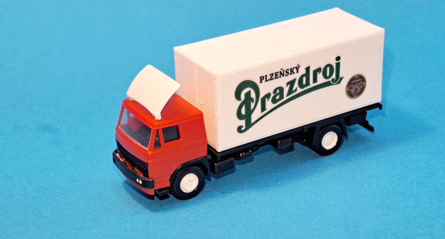 LIAZ skříň PRAZDROJ - 1:87      