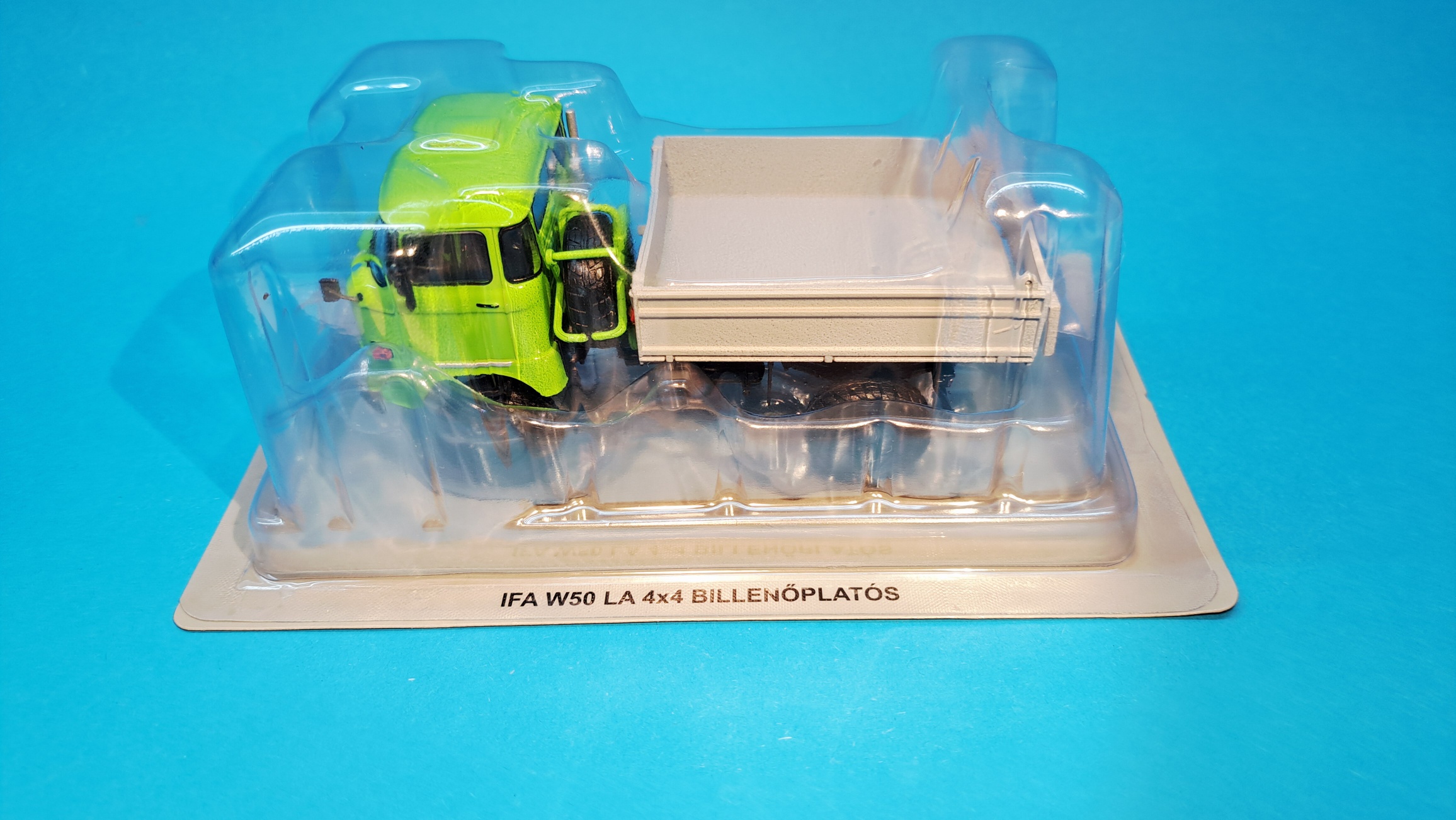 IFA W50 LA 4x4 - 1:43 DEA