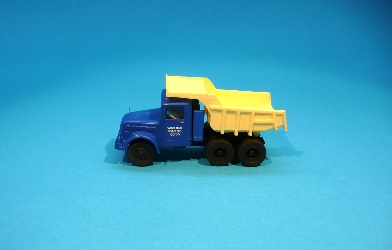 TATRA 147 dumper modrý - 1:87