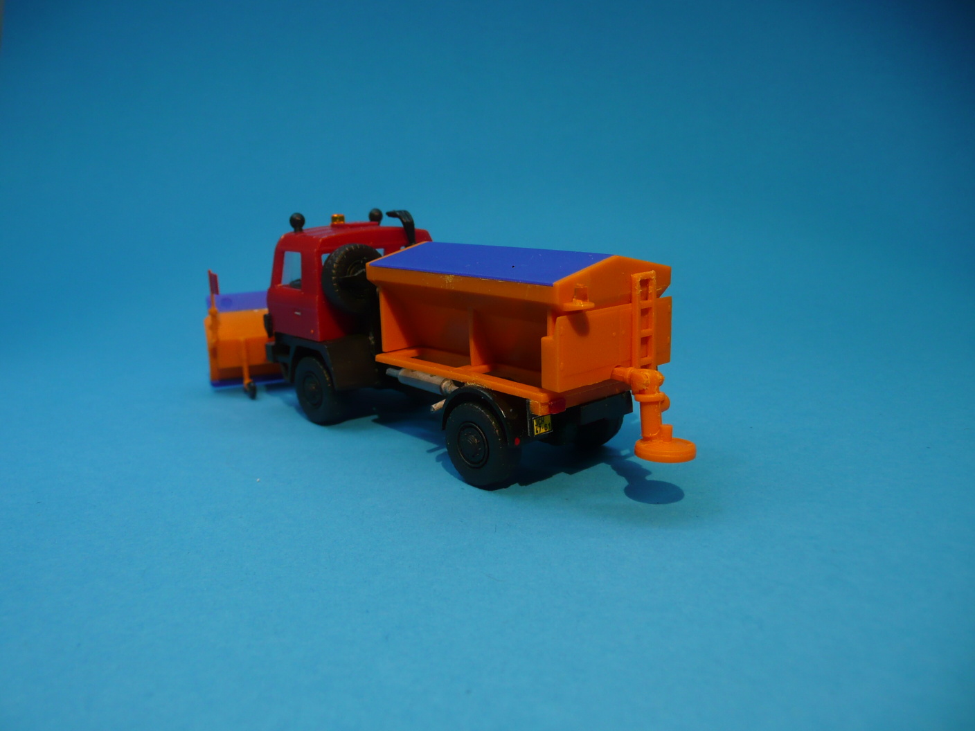TATRA 815 4x4 sypač s pluhem - 1:87 