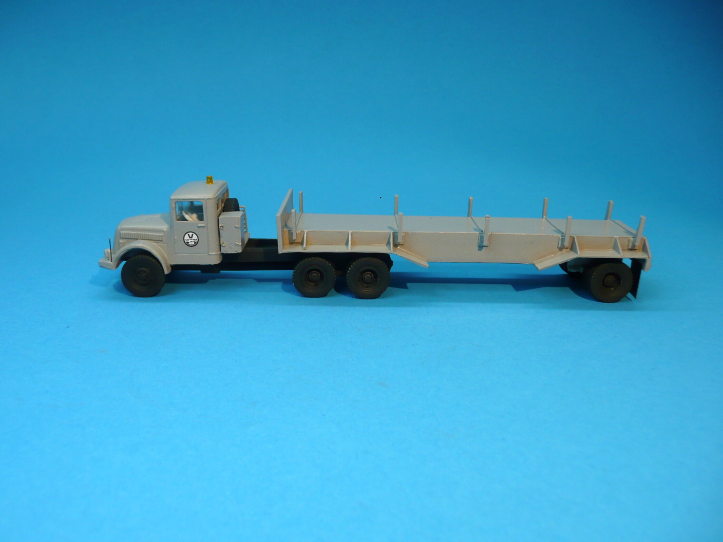 TATRA 111 TN s návěsem  - 1:87