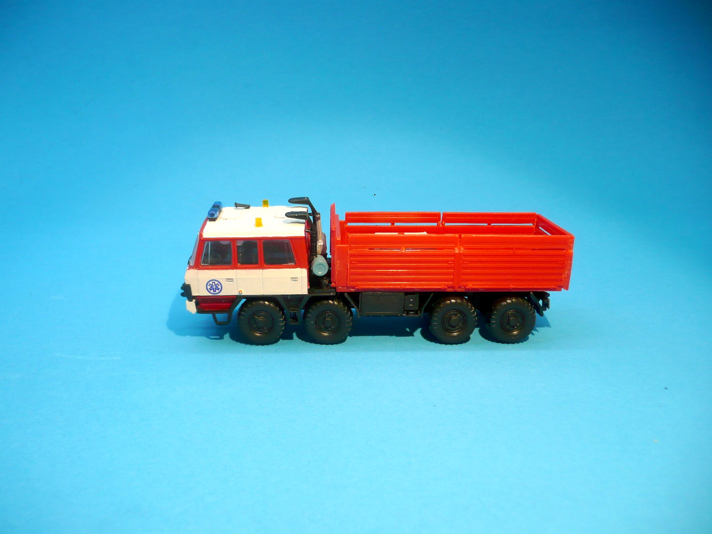 Tatra 815 VYA 8x8 HZS SŽDC - hotový model - 1:87
