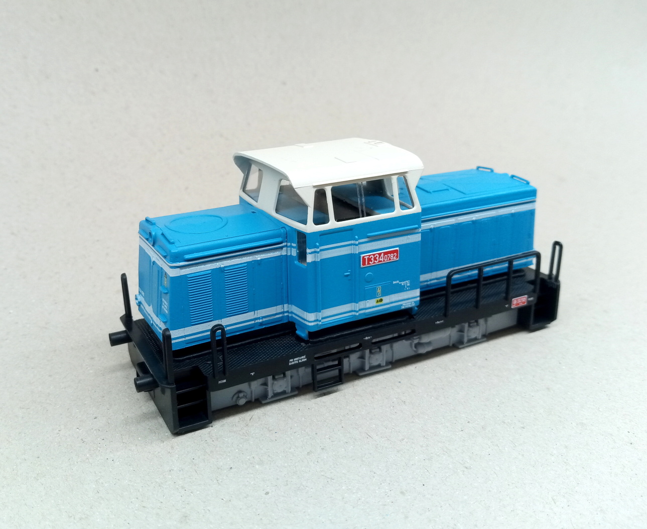T334.0782 - Harmanecké papírny - kompletní karoserie - 1:87