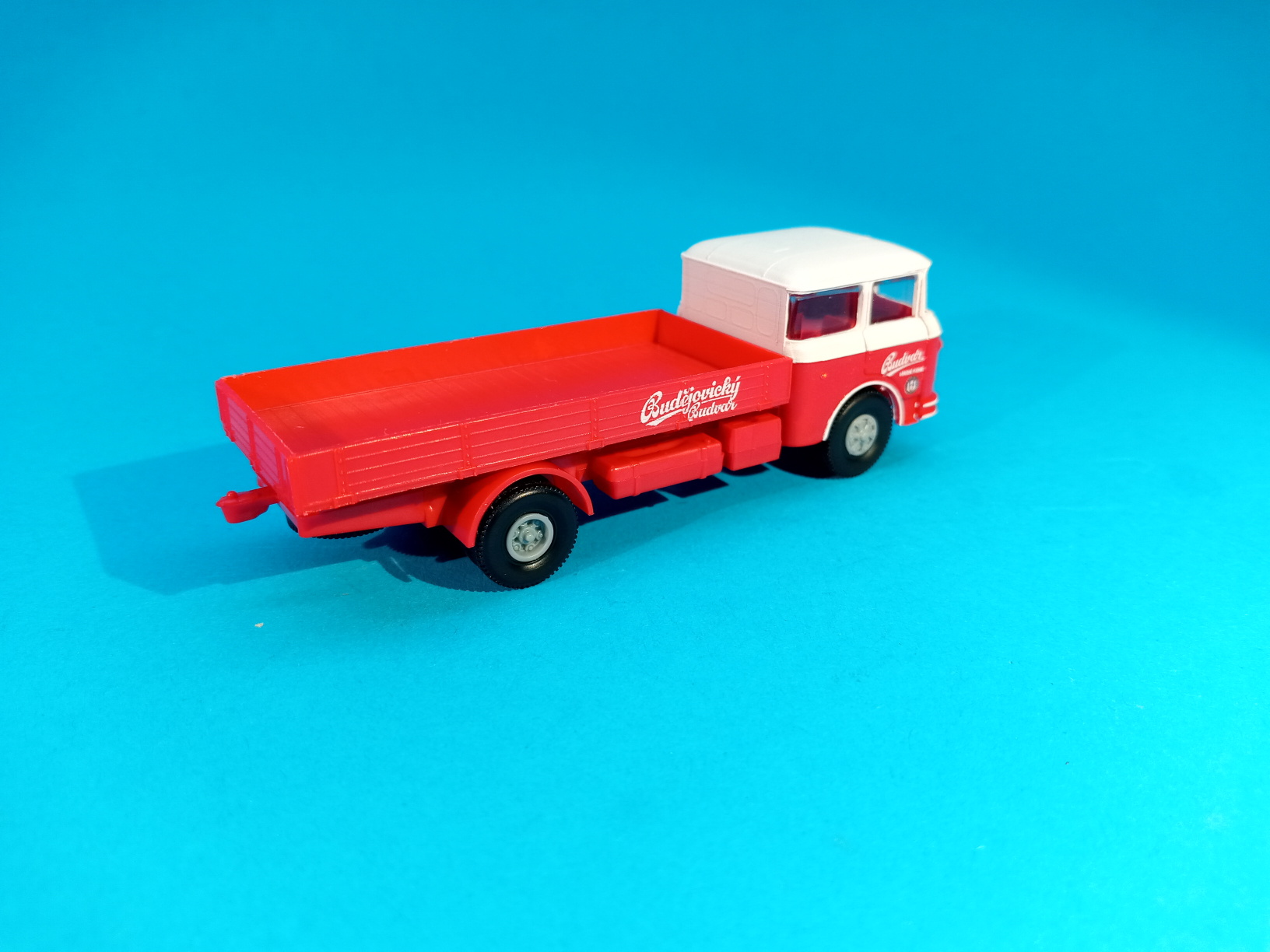 Škoda 706 - valník Budvar - TRILEX kola 1:87 