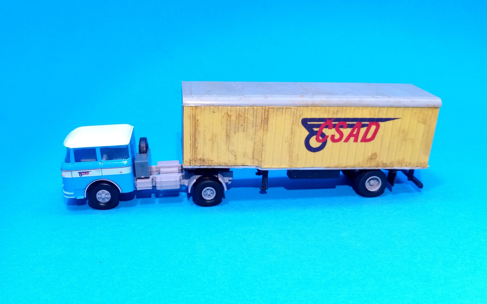 Škoda 706 - ČSAD stěhování PATINA - 1:87    