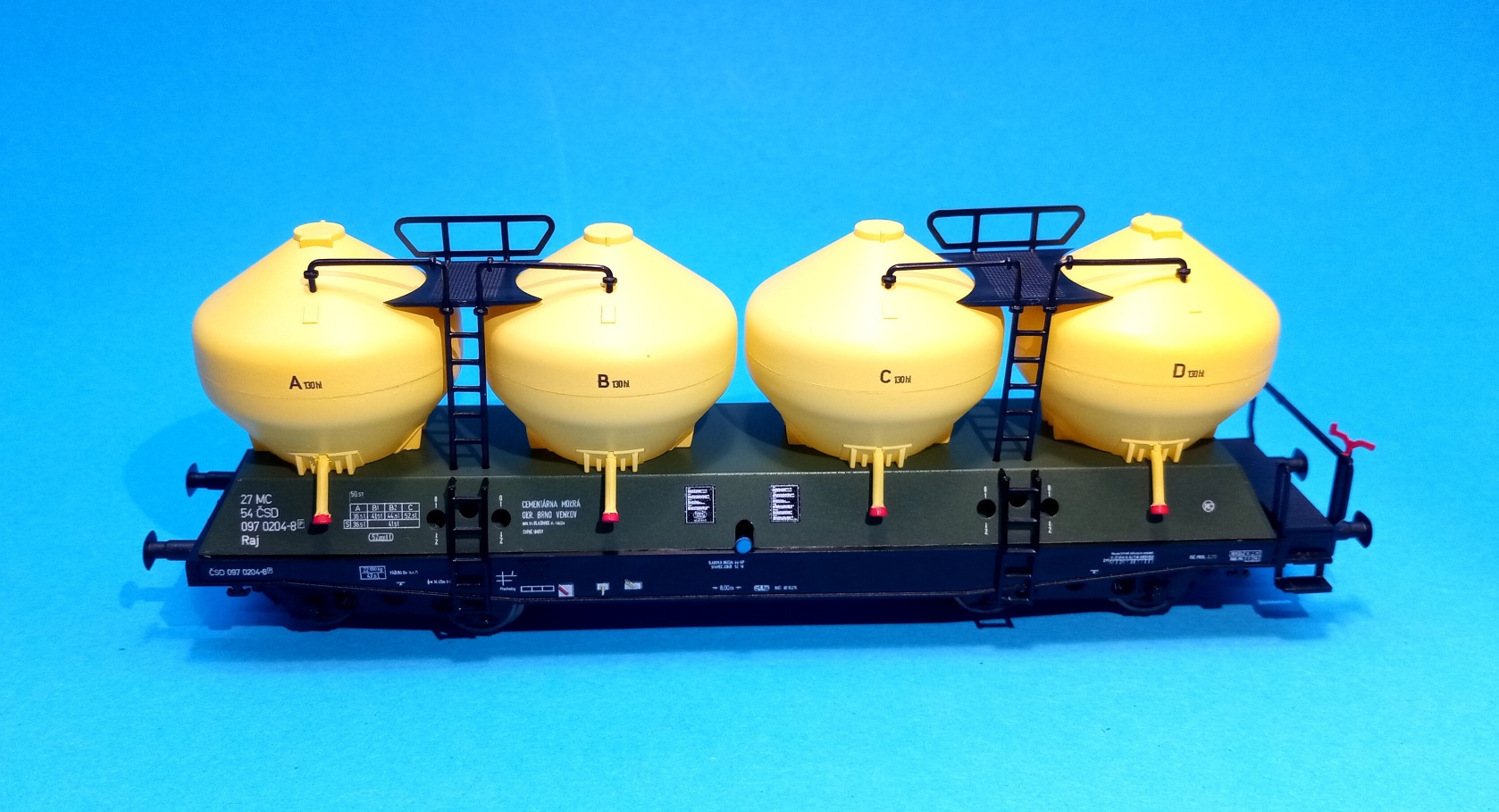 1:87 - vůz na přepravu cementu Uacs/Raj ČSD