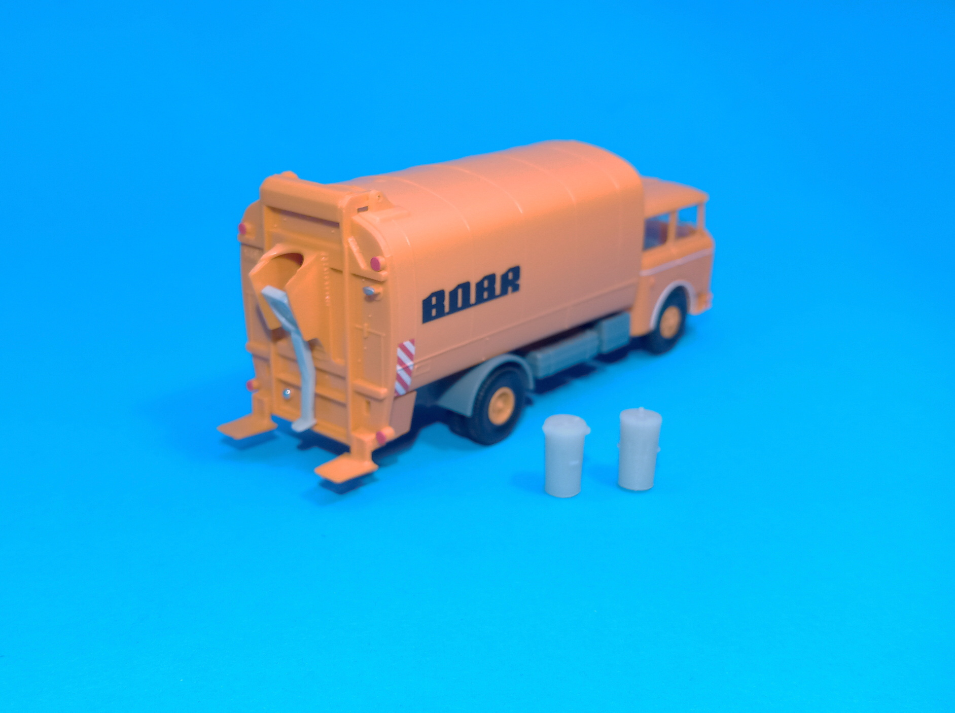 1:87 - Škoda 706 - popeláři - BOBR 