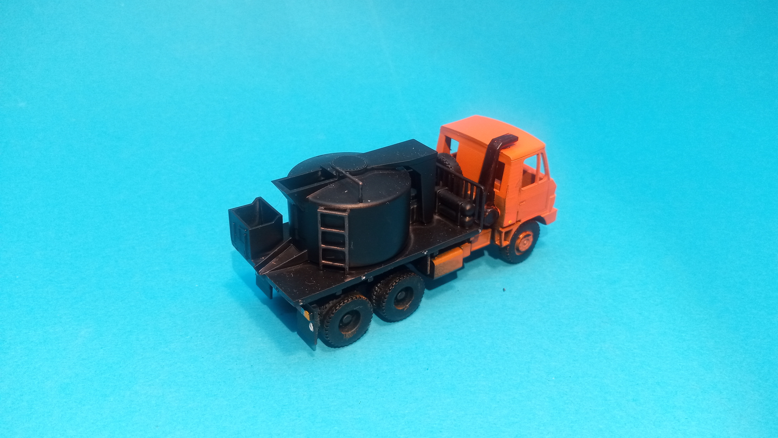 TATRA 815 6x6 na horký asfalt - 1:87