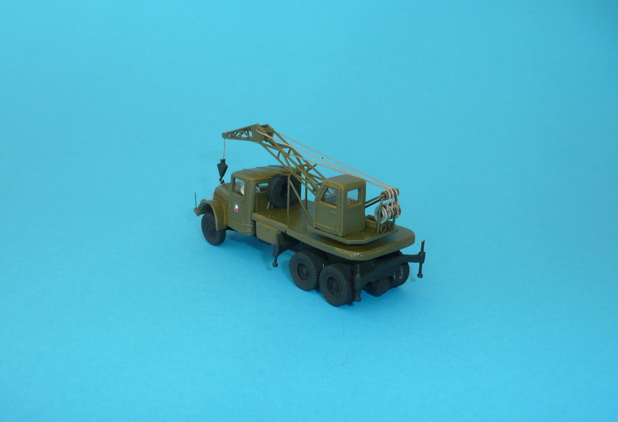 TATRA 111 ČSLA -  autojeřáb K32 - 1:87