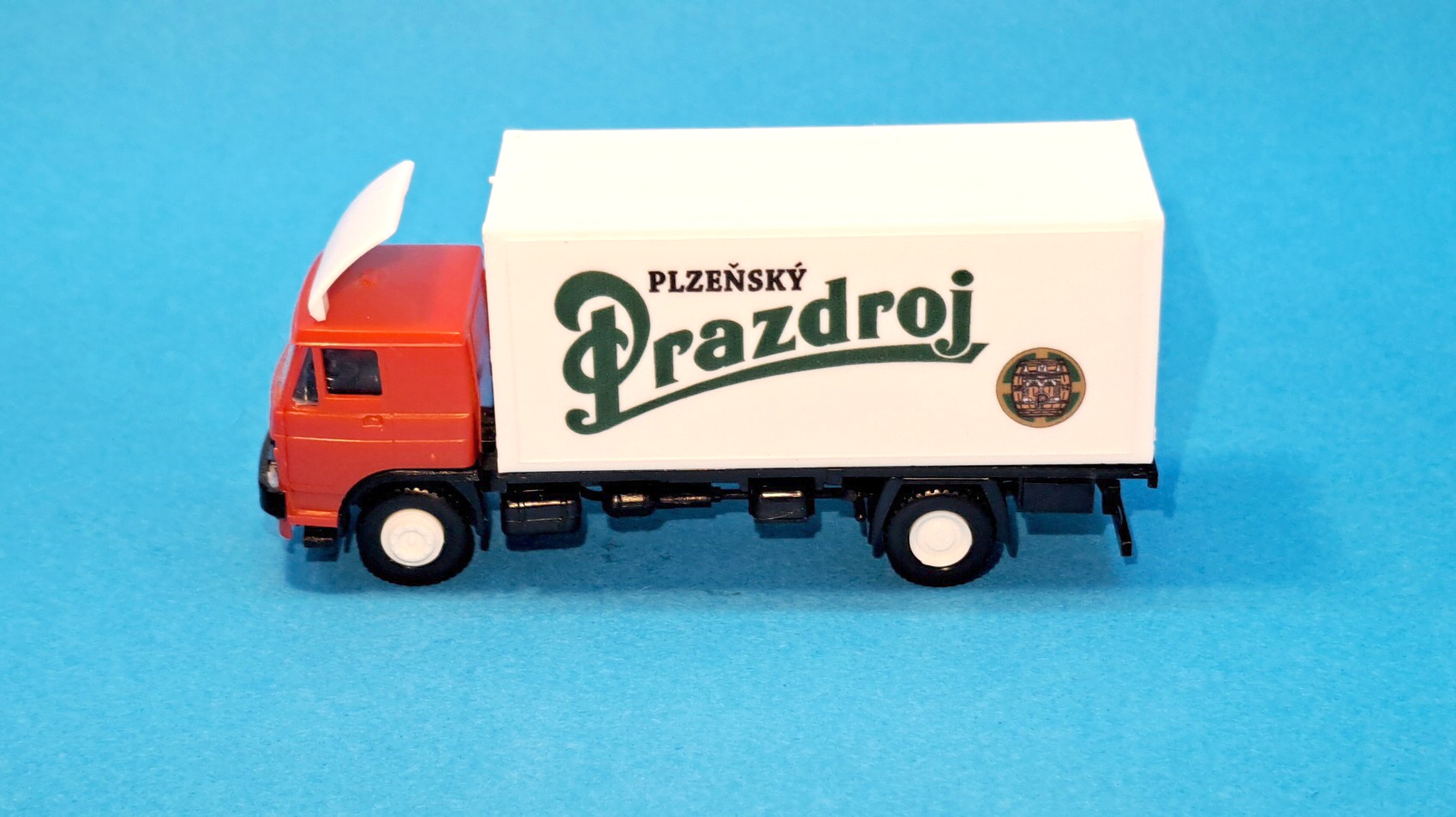 LIAZ skříň PRAZDROJ - 1:87      