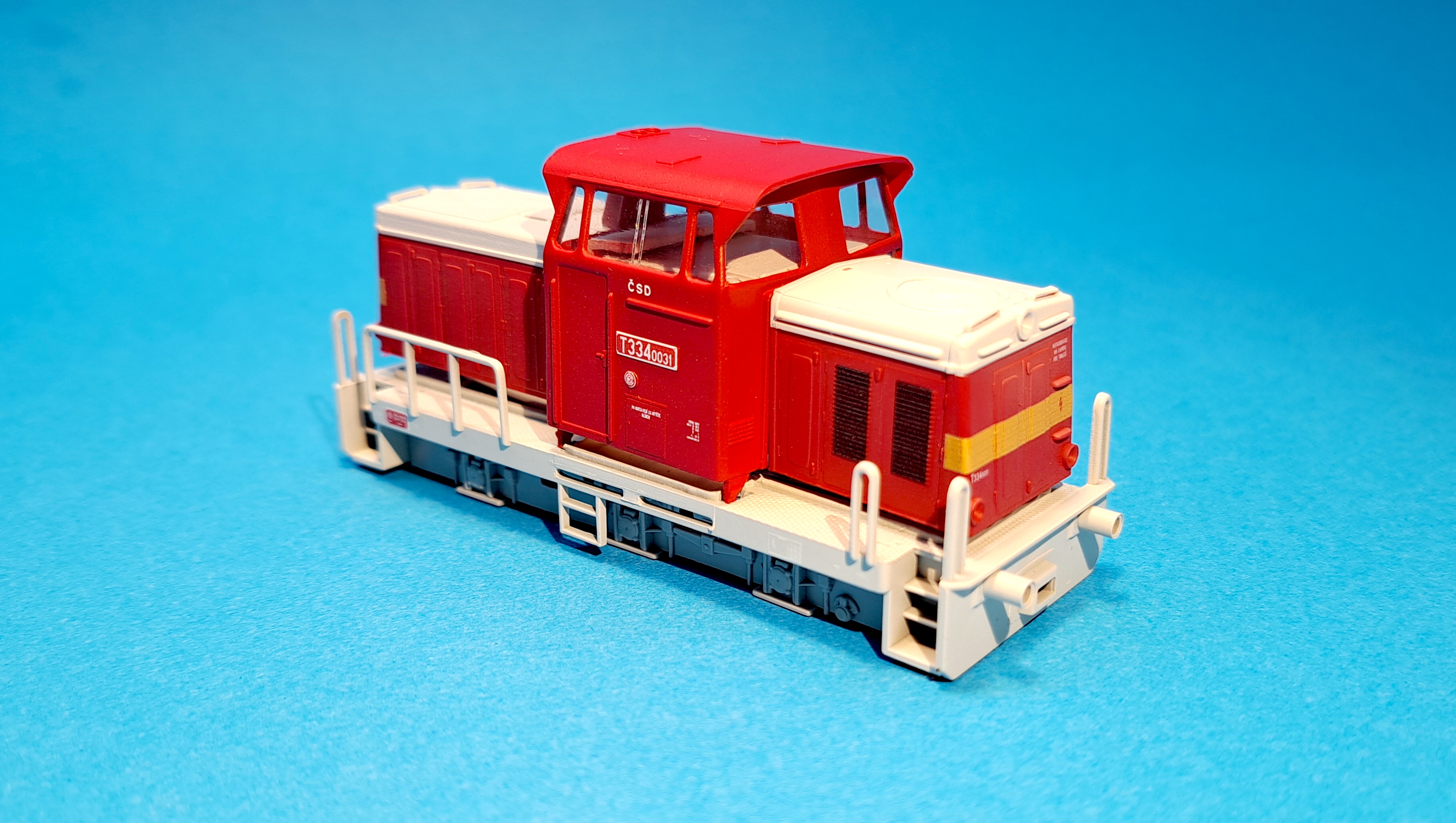 T334.0031 - kompletní karoserie - 1:87