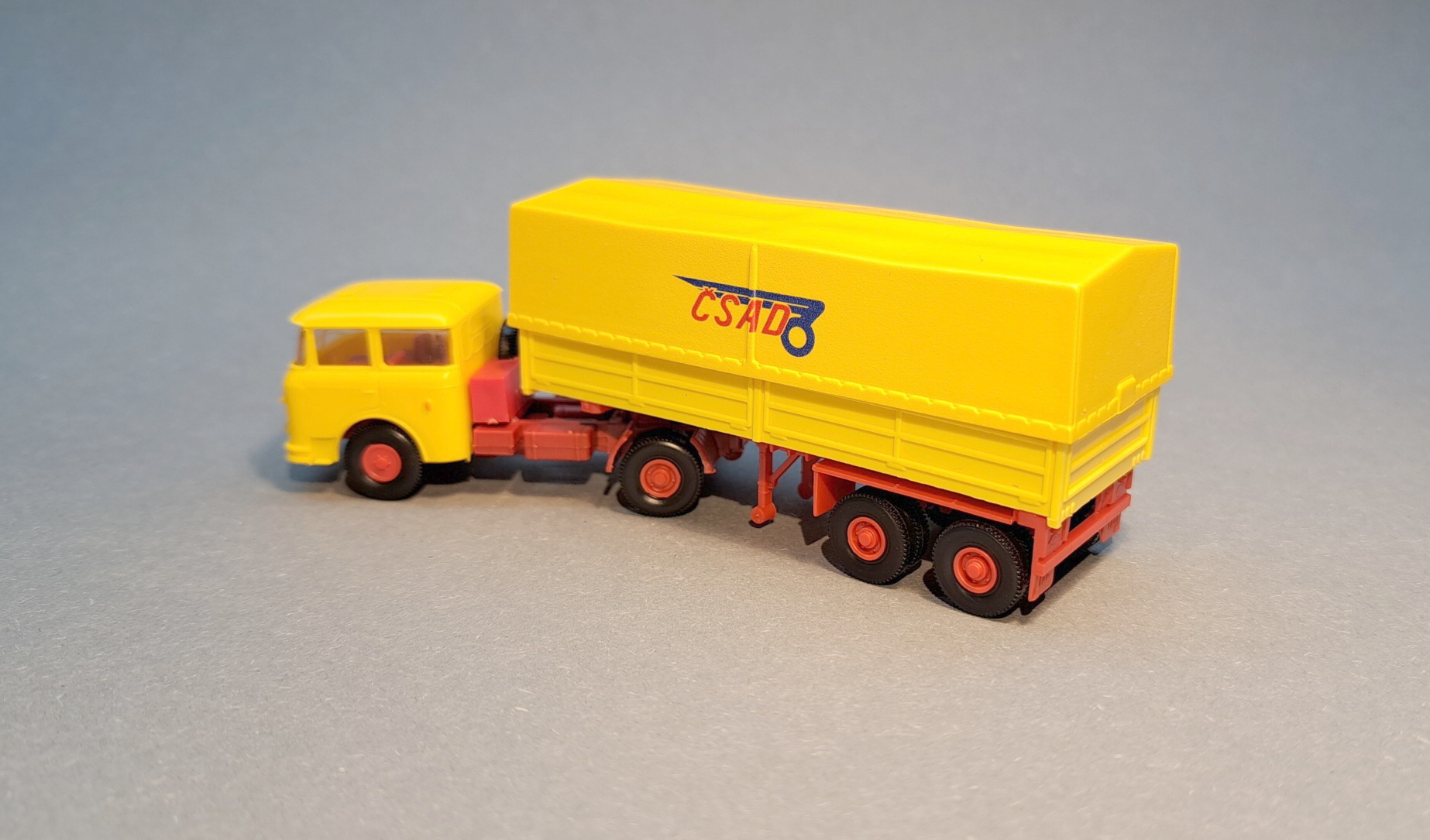 * Škoda 706  + návěs žlutý ČSAD - 1:87    