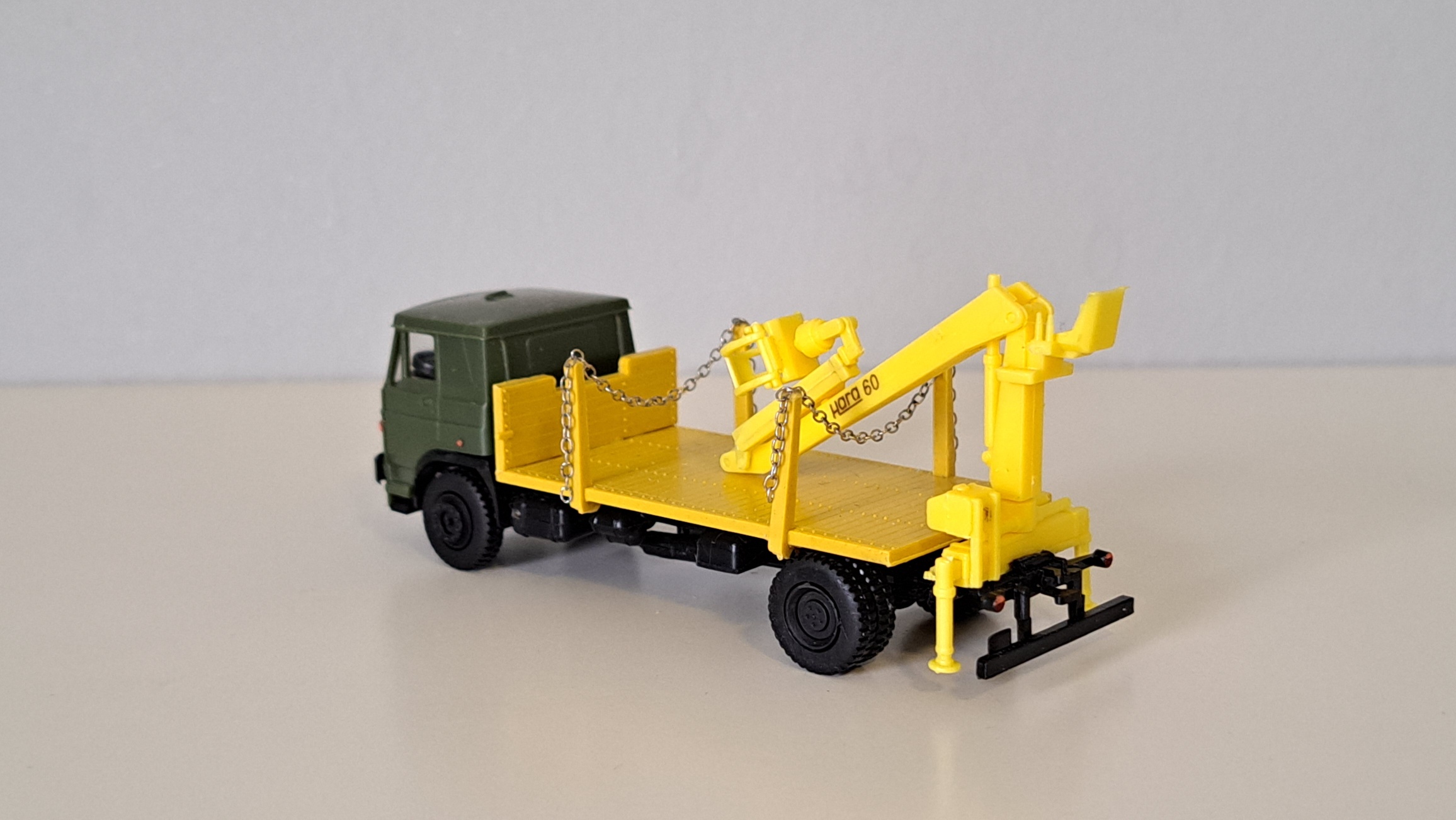 LIAZ s klanicemi s HR Hara 60 - 1:87