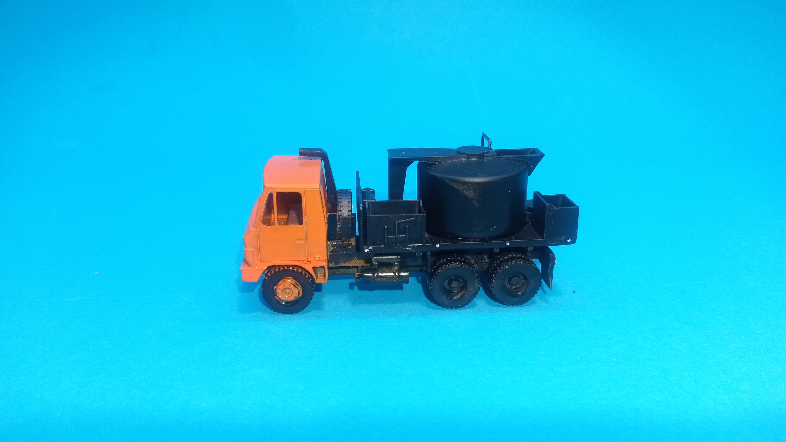 TATRA 815 6x6 na horký asfalt - 1:87
