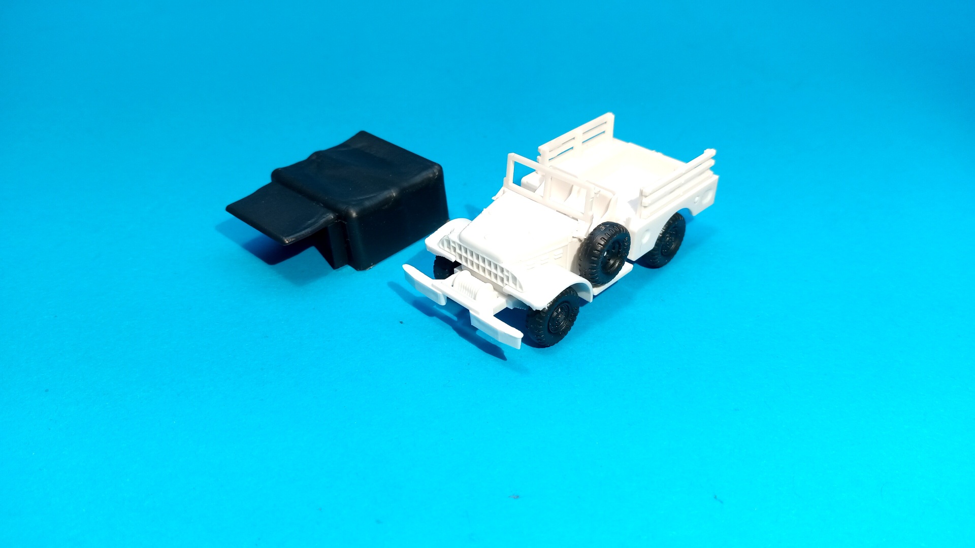 Roco - Dodge UN - 1:87    