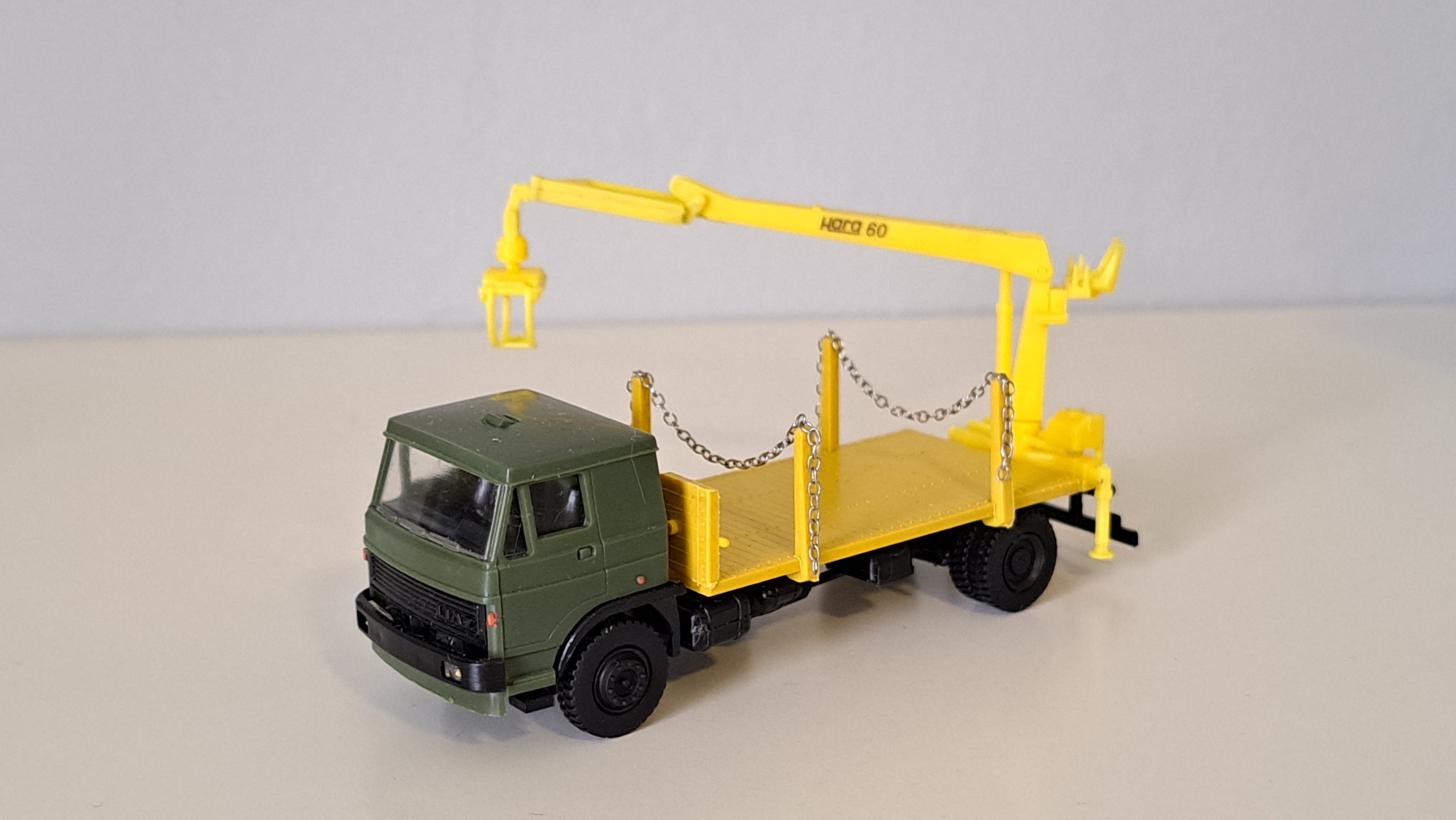 LIAZ s klanicemi s HR Hara 60 - 1:87