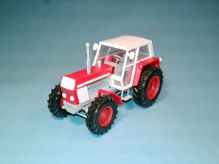1:43 - traktor Zetor Crystal 12045 - červený - hotový model