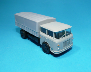 * Škoda 706 - valník s plachtou - 1:87      č.2