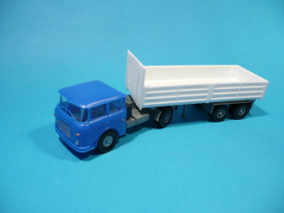 * Škoda 706 - tahač s návěsem - valník bílý 1:87    