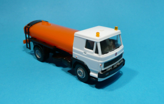 LIAZ cisterna 1:87    