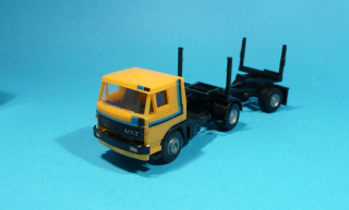 LIAZ přepravník dřeva s přívěsem - 1:87     