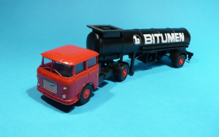 * Škoda 706 - cisterna BITUMEN - 1:87    