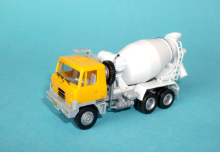 TATRA 815 - domíchávač betonu  - 1:87      