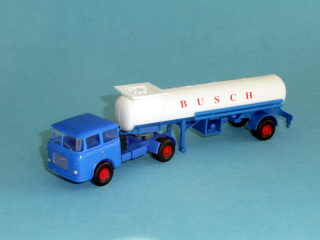 * Škoda 706 - cisterna CIRKUS BUSCH - 1:87    