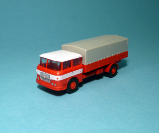 ŠKODA 706 valník s plachtou HASIČI 1:87
